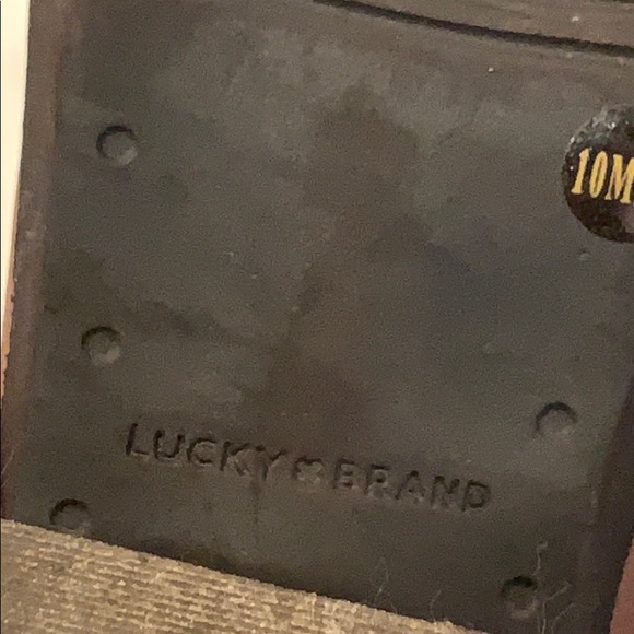 Lucky Brand Soft Brown Leather Ankle Boot Bootie - Picture 16 of 16